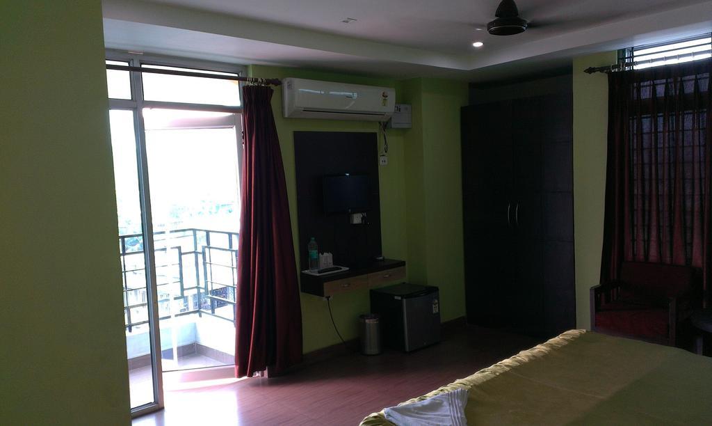 Hotel Sunview Dispur Zimmer foto